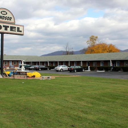 Windsor Motel New Windsor Exterior photo